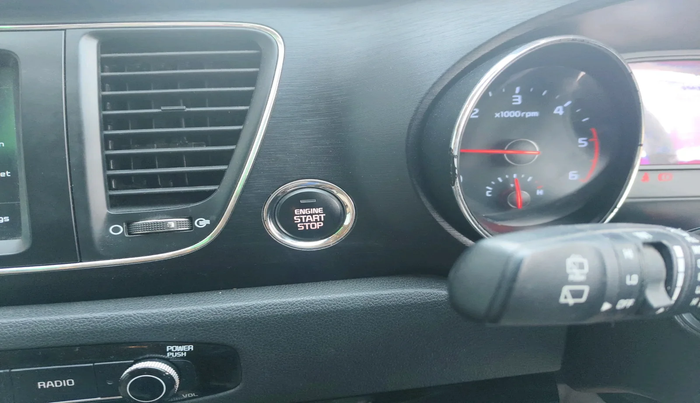 2020 KIA CARNIVAL PREMIUM 2.2 8 STR, Diesel, Automatic, 63,245 km, interior