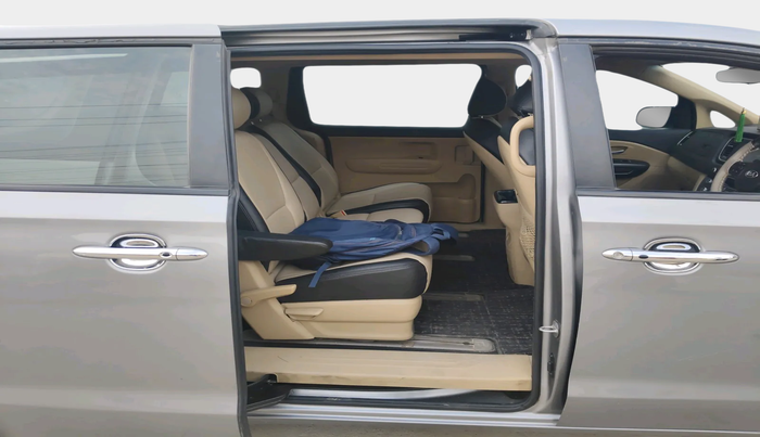 2020 KIA CARNIVAL PREMIUM 2.2 8 STR, Diesel, Automatic, 63,245 km, interior