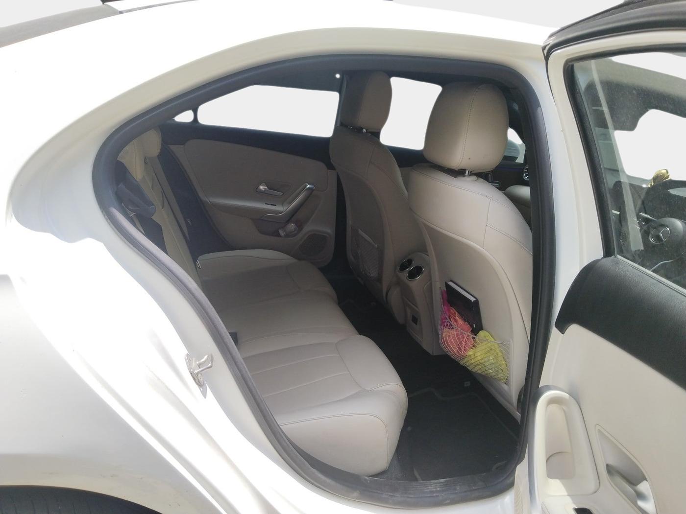 2022 Mercedes Benz A CLASS LIMOUSINE A 200d, Diesel, Automatic, 78,000 km, interior
