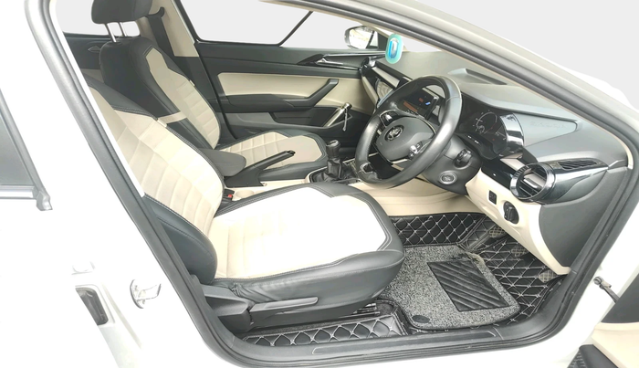 2022 Skoda SLAVIA AMBITION 1.0L TSI MT, Petrol, Manual, 45,205 km, interior