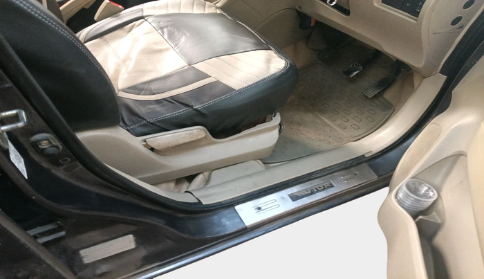 2013 Maruti Ertiga ZDI, Diesel, Manual, 1,25,607 km, interior