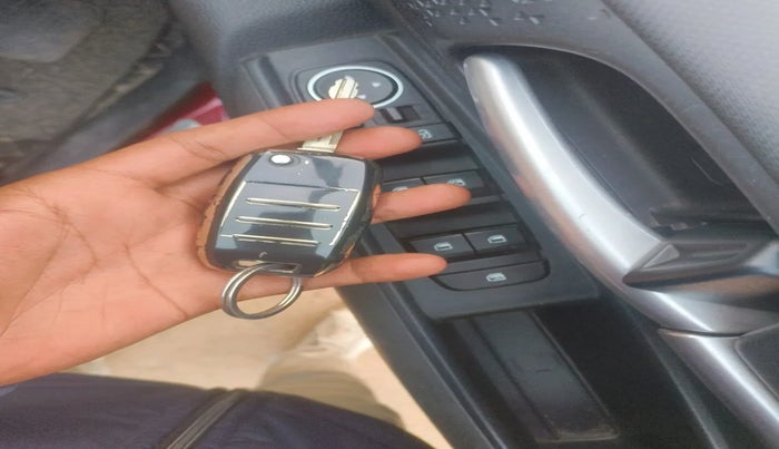 2020 KIA SONET HTK PLUS 1.2, Petrol, Manual, 13,371 km, interior