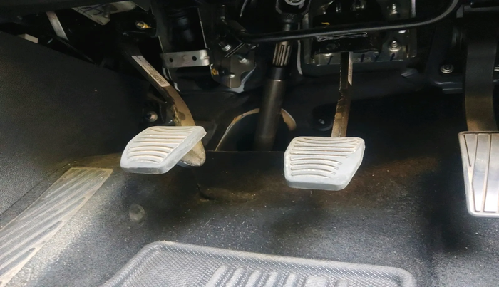 2022 Mahindra XUV700 AX 5 D MT 5 STR, Diesel, Manual, 27,709 km, interior