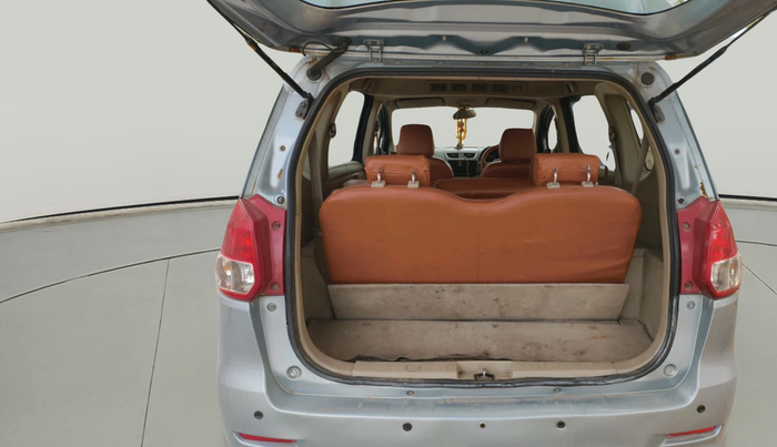 2012 Maruti Ertiga VDI, Diesel, Manual, 1,86,426 km, exterior