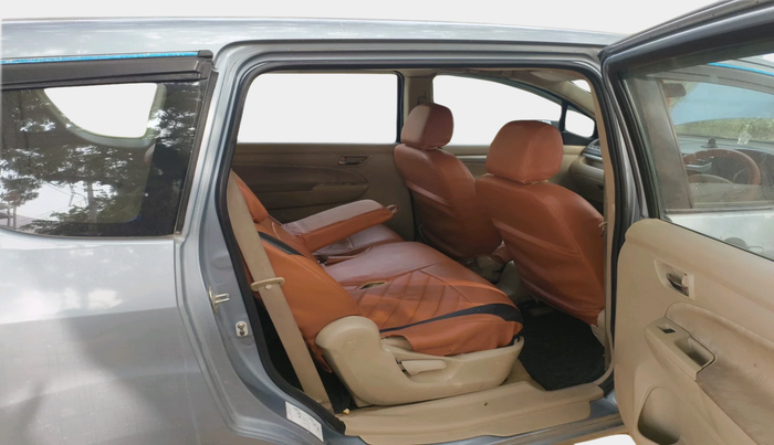 2012 Maruti Ertiga VDI, Diesel, Manual, 1,86,426 km, interior
