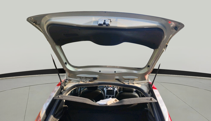 2011 Ford Figo ZXI 1.2 PETROL, Petrol, Manual, 79,072 km, exterior