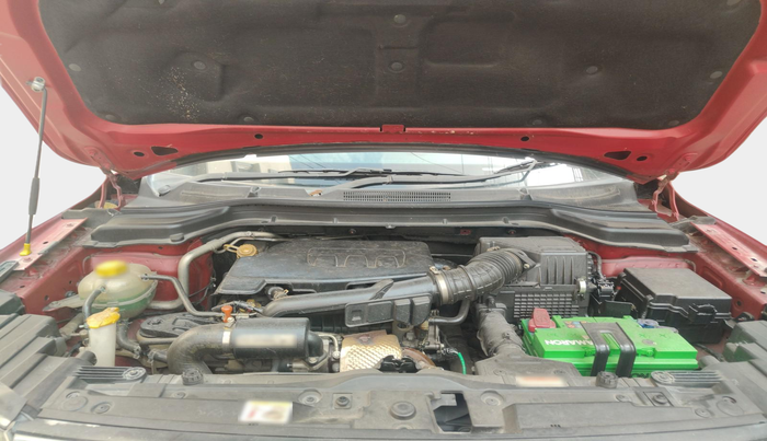 2019 Mahindra XUV300 W8 (O) 1.2 PETROL, Petrol, Manual, 26,033 km, exterior