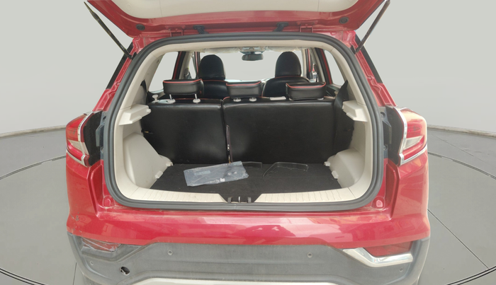 2019 Mahindra XUV300 W8 (O) 1.2 PETROL, Petrol, Manual, 26,033 km, exterior
