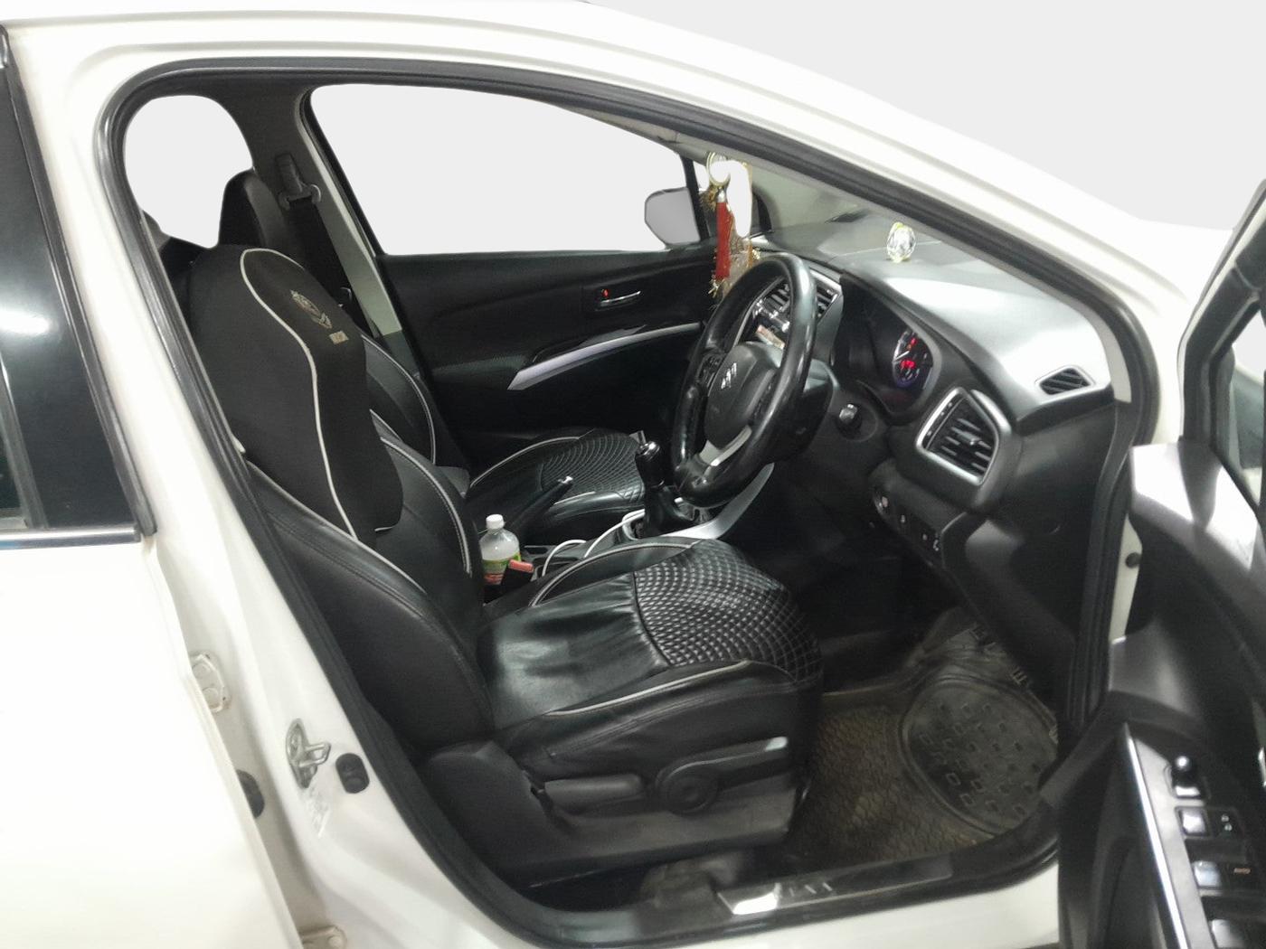 2019 Maruti S Cross ZETA 1.3, Diesel, Manual, 1,37,985 km, interior