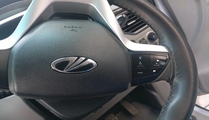 2016 Mahindra Kuv100 K8 6 STR, Petrol, Manual, 57,612 km, interior