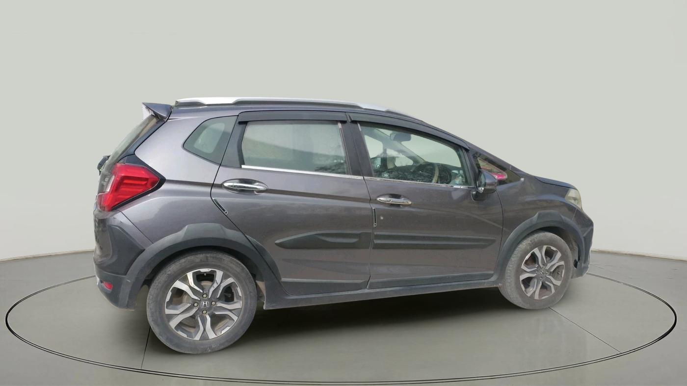 2017 Honda WR-V 1.5L I-DTEC VX MT, Diesel, Manual, 82,751 km, exterior