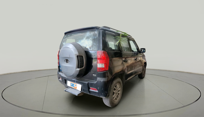 2018 Mahindra TUV300 T10, Diesel, Manual, 99,268 km, exterior