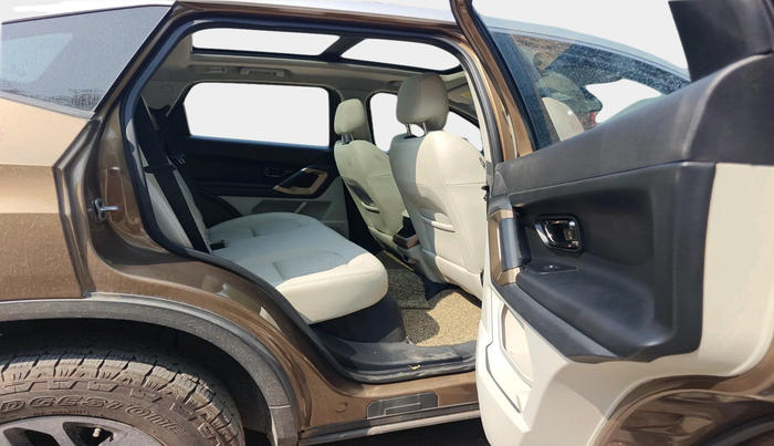 2022 Tata Harrier XZA PLUS JET 2.0L, Diesel, Automatic, 66,043 km, interior