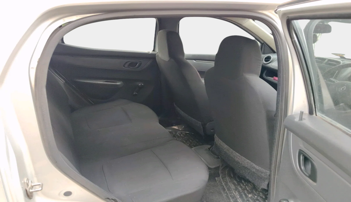2015 Renault Kwid RXL, Petrol, Manual, 91,568 km, interior