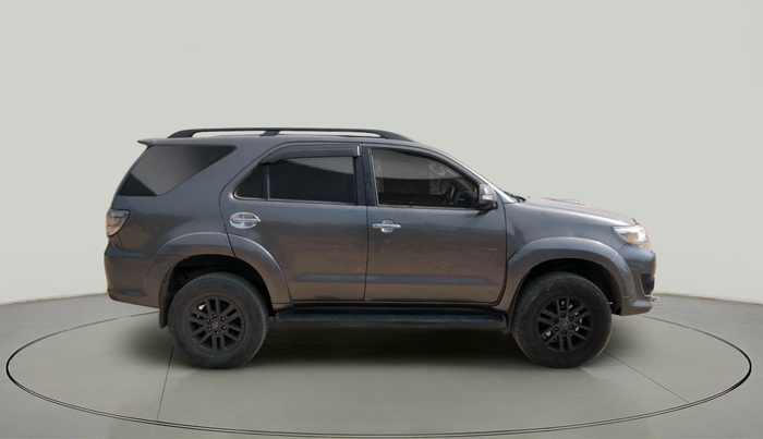 2012 Toyota Fortuner 3.0 4X4 MT, Diesel, Manual, 1,71,838 km, exterior