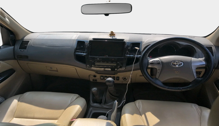 2012 Toyota Fortuner 3.0 4X4 MT, Diesel, Manual, 1,71,838 km, interior