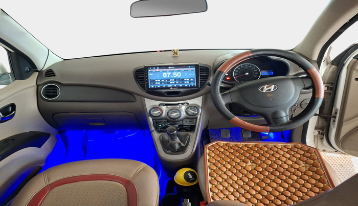 2014 Hyundai i10 SPORTZ 1.1, Petrol, Manual, 84,904 km, interior