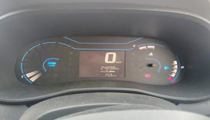 2020 Renault Kwid RXT 1.0 (O), Petrol, Manual, 24,098 km, interior