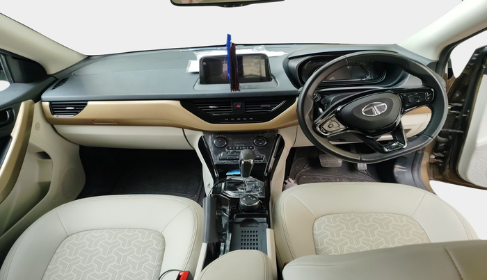 2022 Tata NEXON XZA PLUS (PREMIUM) PETROL JET, Petrol, Automatic, 6,676 km, interior