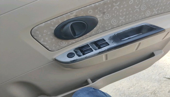 2011 Chevrolet Spark LT 1.0, Petrol, Manual, 81,449 km, interior