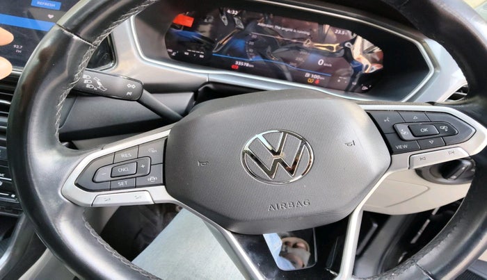 2021 Volkswagen TAIGUN TOPLINE 1.0 TSI MT, Petrol, Manual, 33,578 km, interior