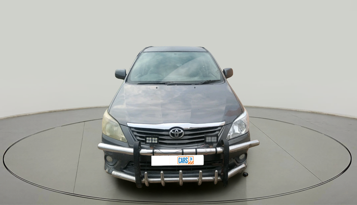2012 Toyota Innova 2.5 G 8 STR, Diesel, Manual, 2,15,985 km, exterior
