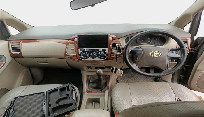 2012 Toyota Innova 2.5 G 8 STR, Diesel, Manual, 2,15,985 km, interior