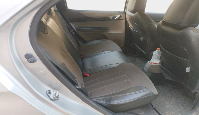 2016 Tata Tiago XZ DIESEL, Diesel, Manual, 1,33,092 km, interior