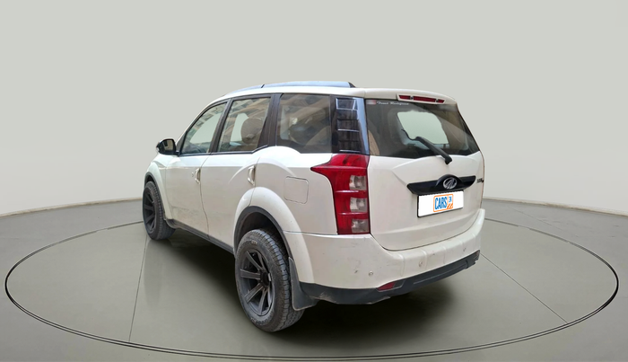 2018 Mahindra XUV500 W6 AT, Diesel, Automatic, 98,631 km, exterior