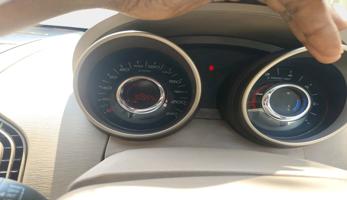 2013 Mahindra XUV500 W8, Diesel, Manual, 90,954 km, interior
