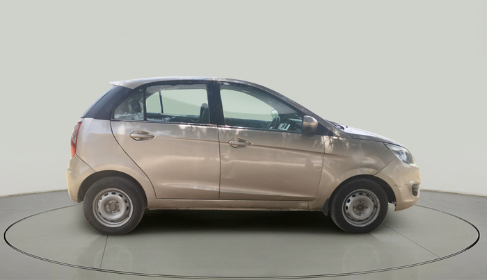 2015 Tata Bolt XT QUADRAJET, Diesel, Manual, 1,97,691 km, exterior
