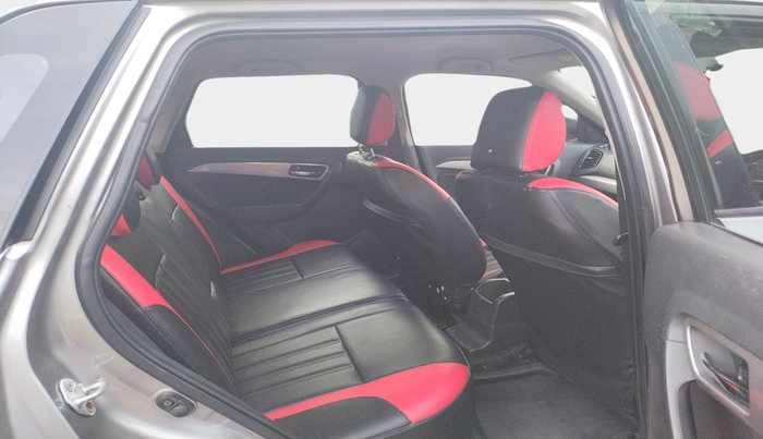 2016 Maruti Vitara Brezza ZDI, Diesel, Manual, 1,12,484 km, interior