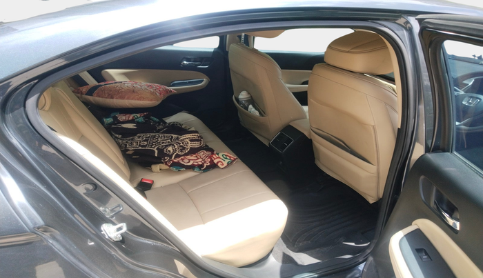 2022 Honda City 1.5L I-VTEC ZX, Petrol, Manual, 29,282 km, interior