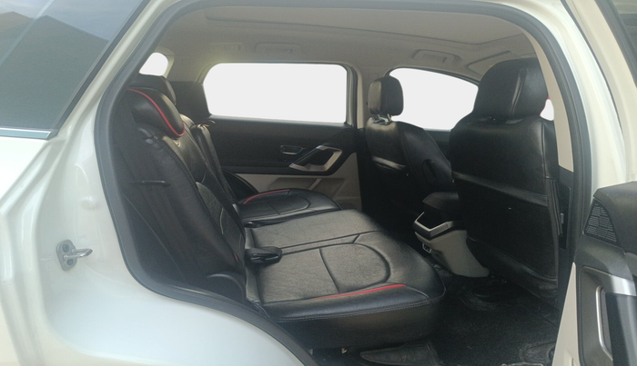 2023 Tata Safari XTA PLUS, Diesel, Automatic, 56,699 km, interior