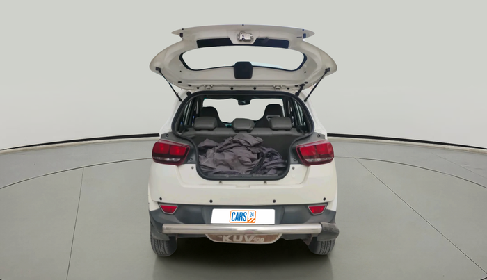 2016 Mahindra Kuv100 K8 6 STR, Petrol, Manual, 82,618 km, exterior