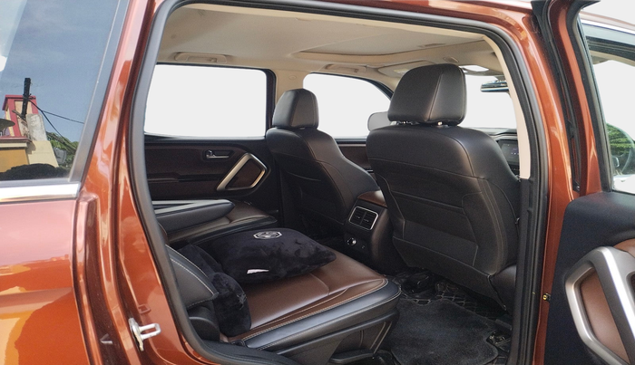 2022 Mahindra SCORPIO-N Z8 L DIESEL AT 2WD 6 STR, Diesel, Automatic, 99,954 km, interior