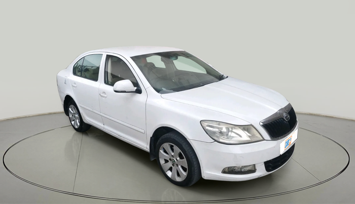 2010 Skoda Laura ELEGANCE 2.0 TDI CR AT, Diesel, Automatic, 99,556 km, exterior