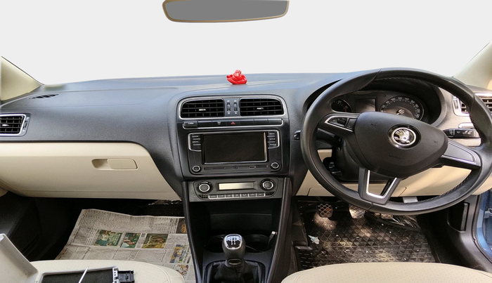 2017 Skoda Rapid AMBITION 1.6 MPI MT, Petrol, Manual, 43,732 km, interior