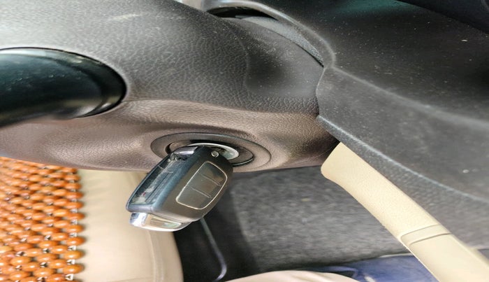 2014 Hyundai Verna FLUIDIC 1.6 VTVT SX, Petrol, Manual, 87,279 km, interior