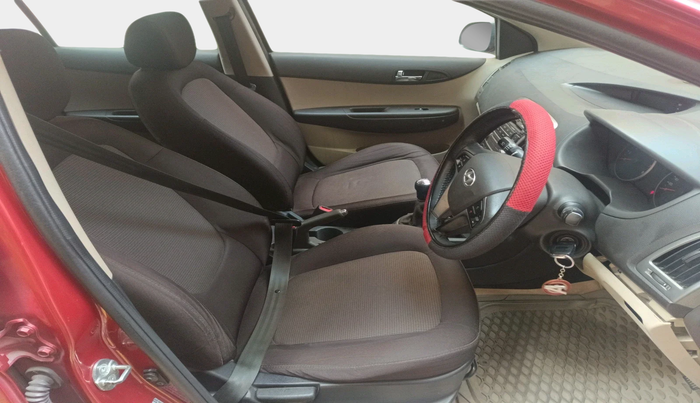 2014 Hyundai i20 SPORTZ 1.2, Petrol, Manual, 70,274 km, interior