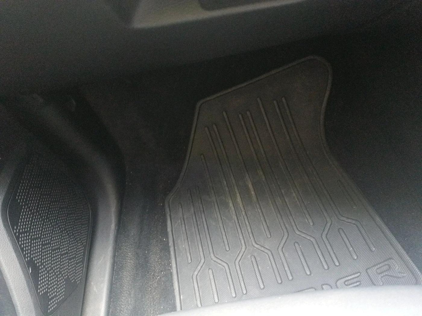 2019 Tata Harrier XT 2.0L KRYOTEC, Diesel, Manual, 59,230 km, interior