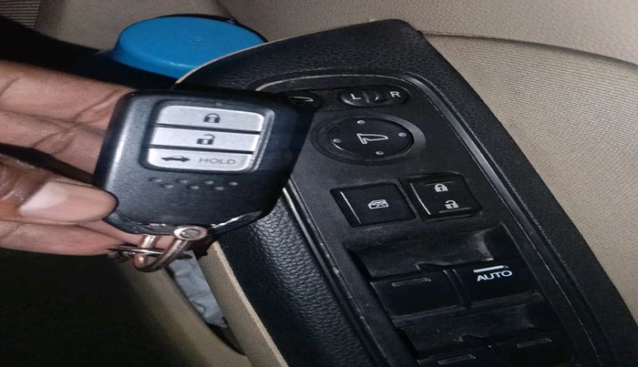 2022 Honda Amaze 1.2L I-VTEC VX CVT, Petrol, Automatic, 45,107 km, interior