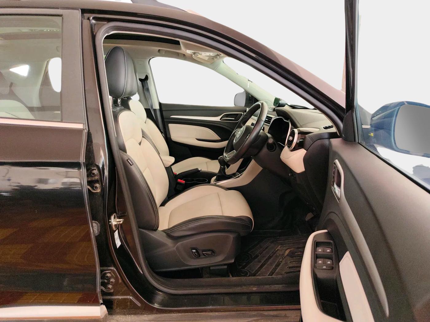 2021 MG ASTOR SHARP 1.5 MT, Petrol, Manual, 34,468 km, interior