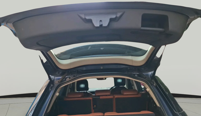 2016 Landrover DISCOVERY SPORT HSE Luxury, Diesel, Automatic, 1,29,033 km, exterior