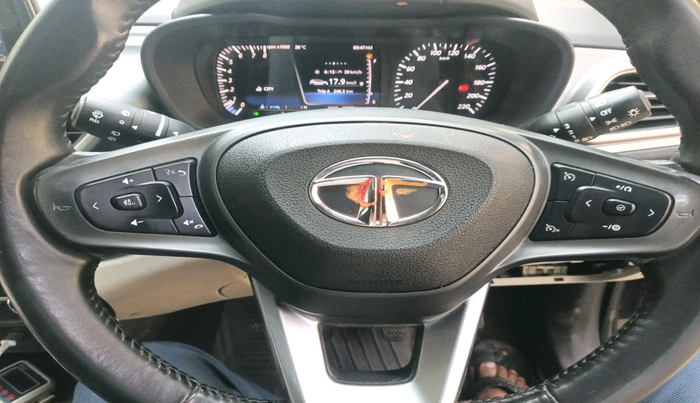 2023 Tata ALTROZ XZ + SUNROOF, Petrol, Manual, 42,679 km, interior