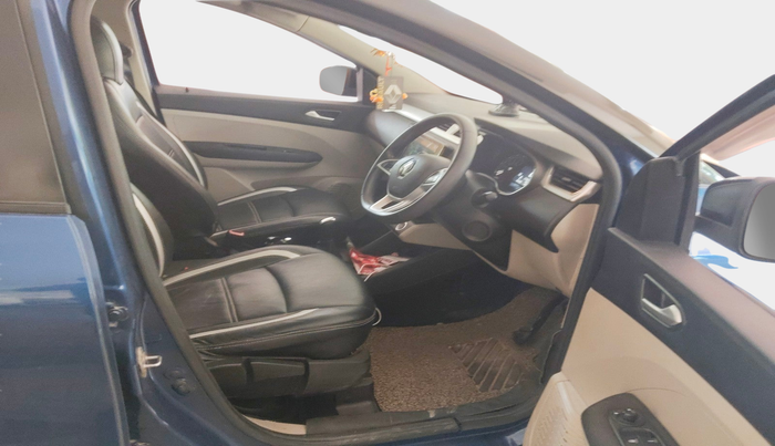2021 Renault TRIBER RXZ AMT DUAL TONE, Petrol, Automatic, 37,684 km, interior