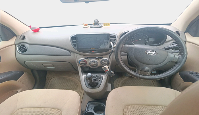 2011 Hyundai i10 MAGNA 1.2, Petrol, Manual, 74,575 km, interior