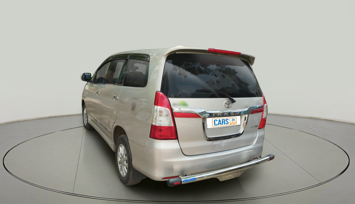 2014 Toyota Innova 2.5 VX 7 STR, Diesel, Manual, 1,44,797 km, exterior