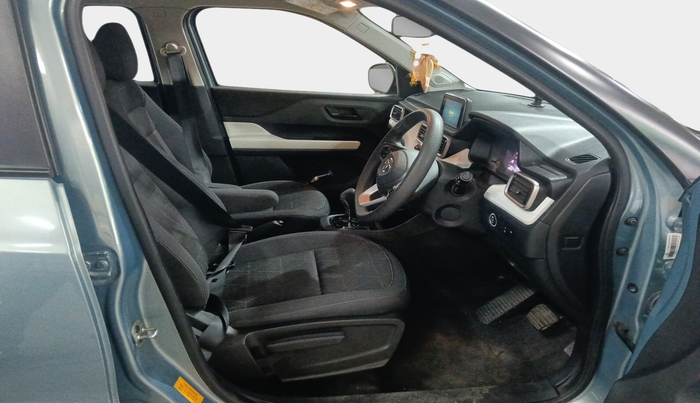 2023 Tata PUNCH ACCOMPLISHED DAZZLE PACK AMT, Petrol, Automatic, 29,749 km, interior