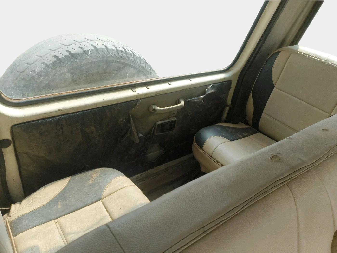 2018 Mahindra Bolero POWER PLUS SLE, Diesel, Manual, 1,39,274 km, interior